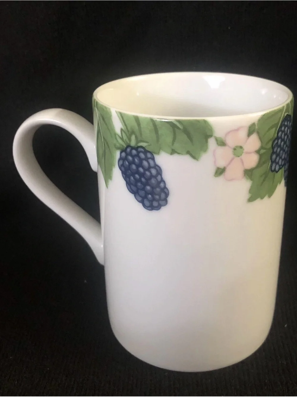 Williams Sonoma white mug Blue BERRY